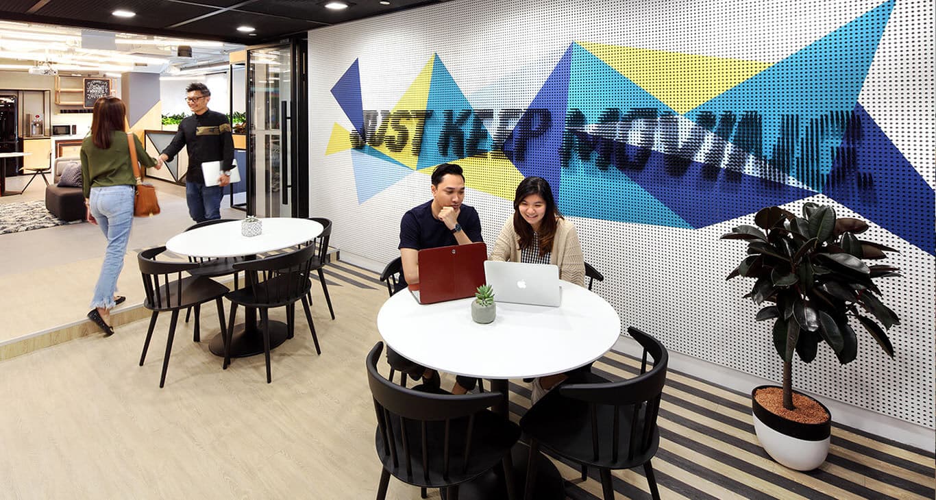 SG 09 MacdonaldHouse carousel 3