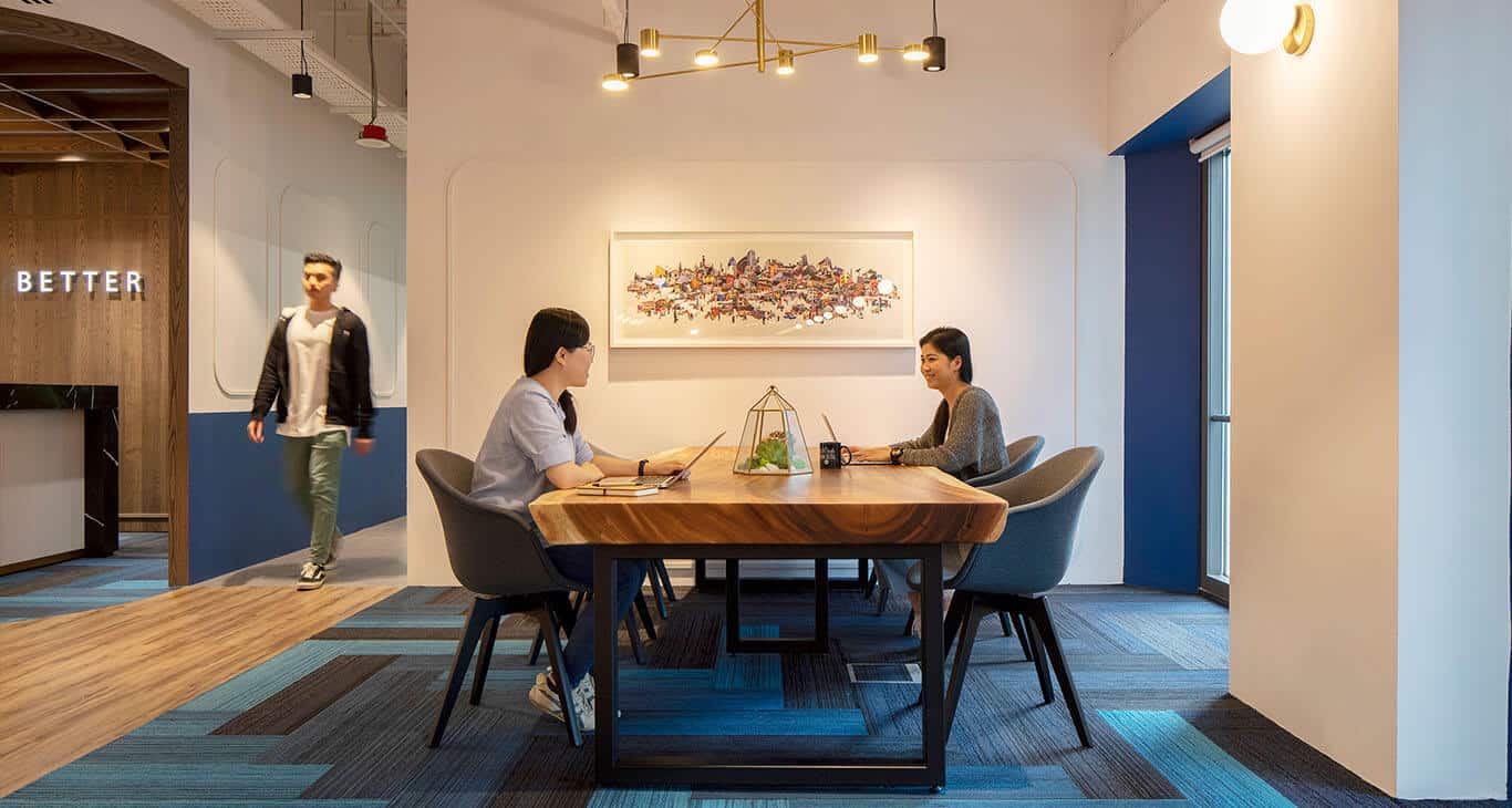 SG 13 OCBCCentre carousel 3