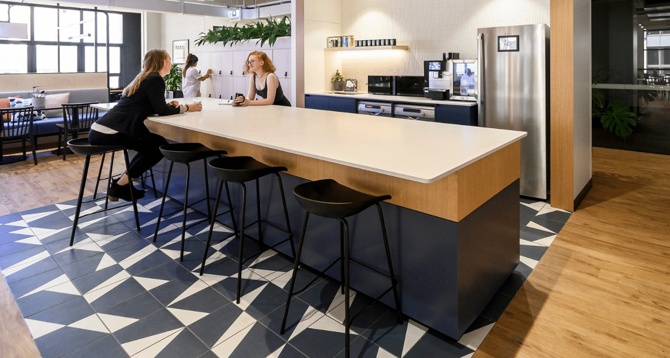 AU 276 Flinders St Pantry 1366x730